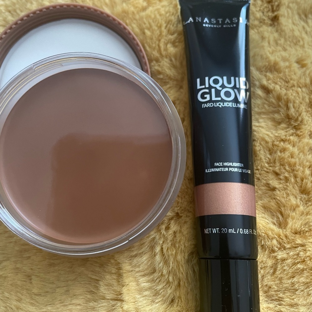 Cosmetics - Picture 6 of 9